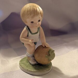 Vintage 1983 Lefton Hand-Painted Porcelain Figurine